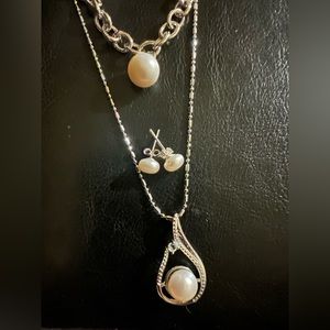 Genuine south sea pearls 10-11mm chain and bracelet set.Fw pearls 8mm